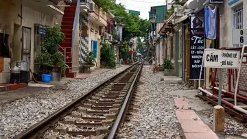 하노이 기찻길 마을(트레인 스트리트)